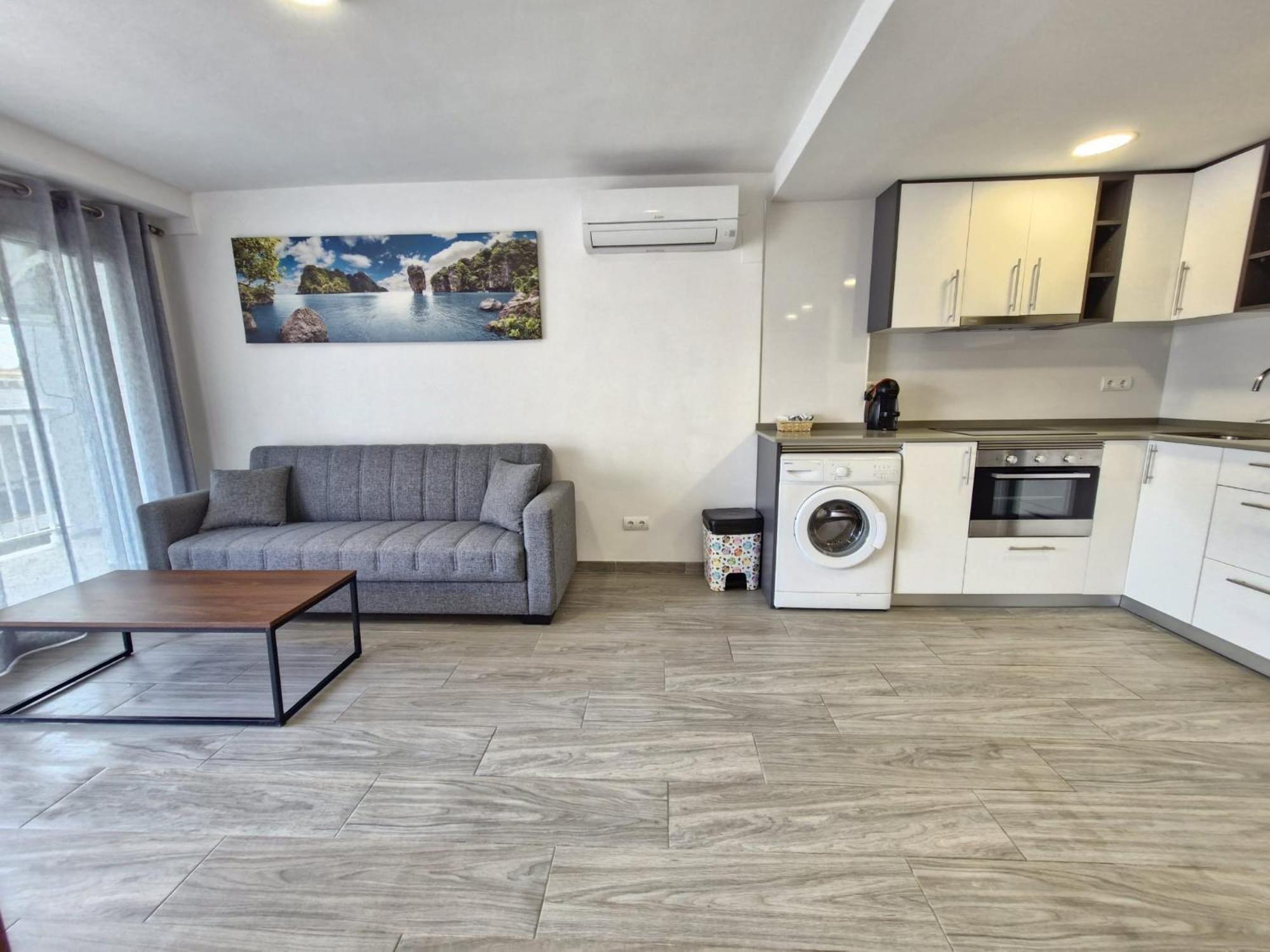 Apartamento Centrico En Салоу Экстерьер фото